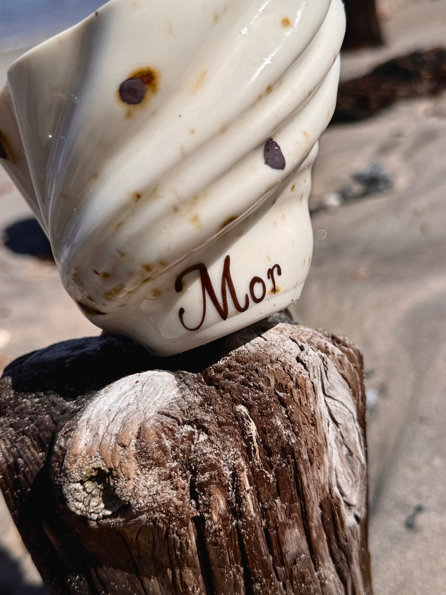 Mother cup