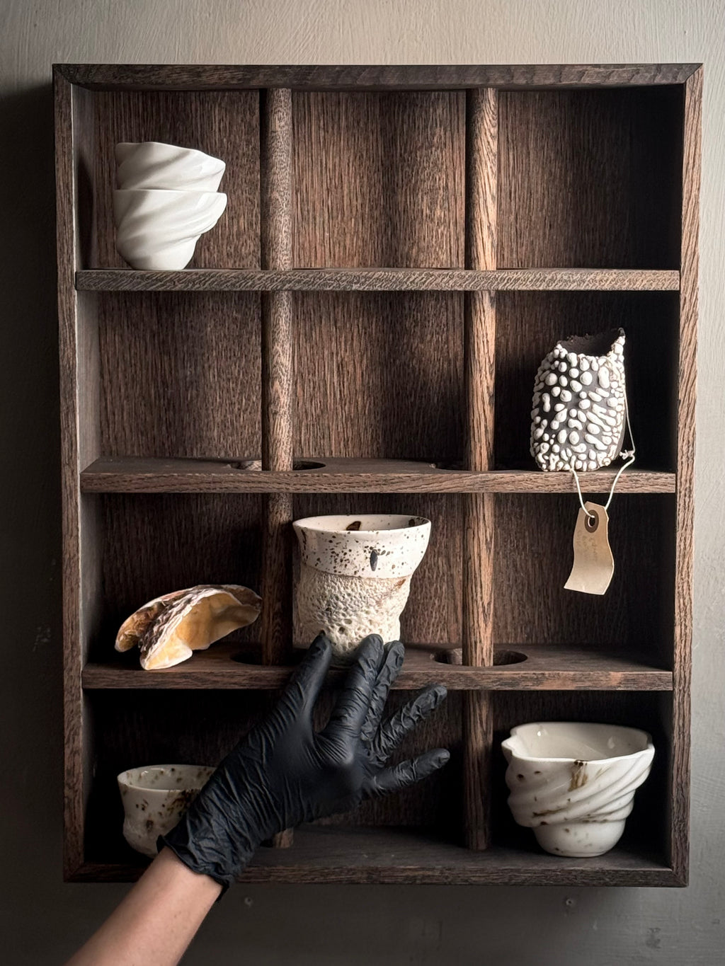 Kopreol - mørk eg med 12 rum