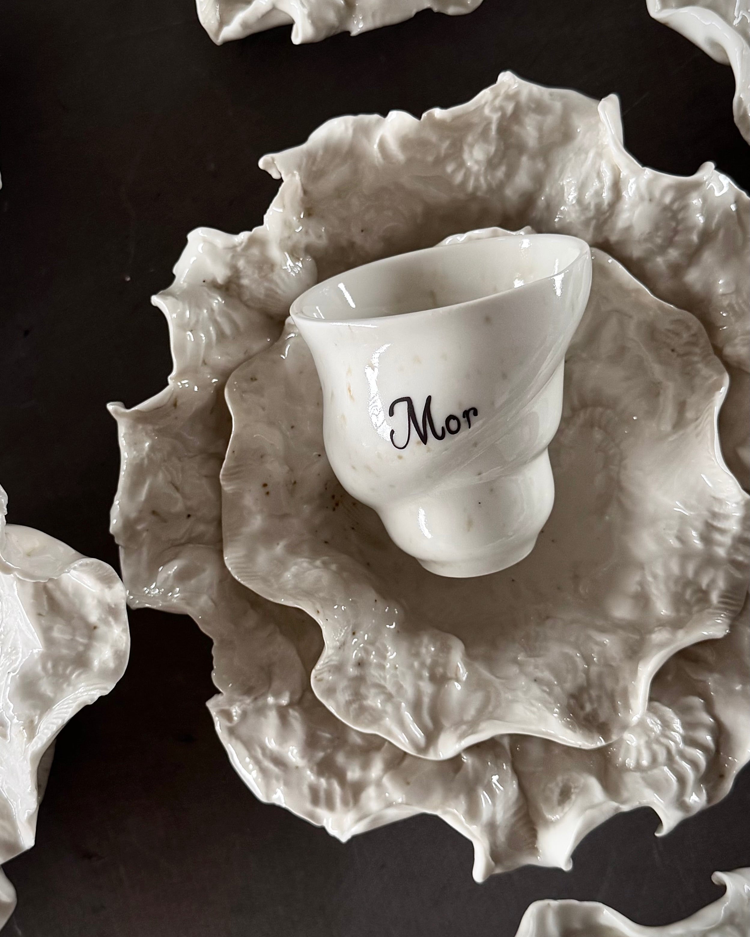 Mother cup