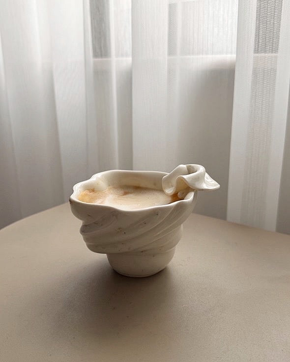 Wing cup