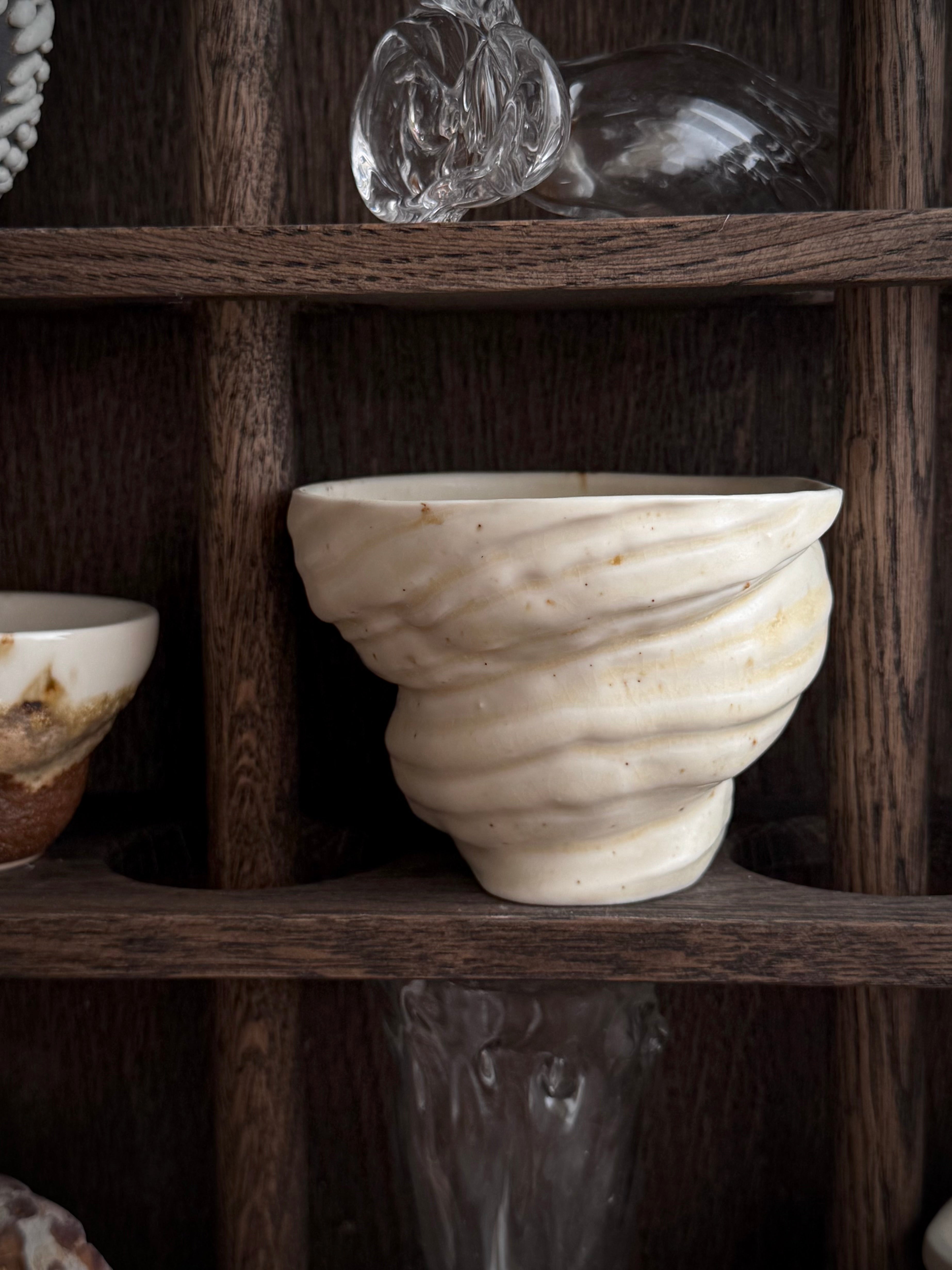 Sneglekop uden hank - skal glasur. Latte kop