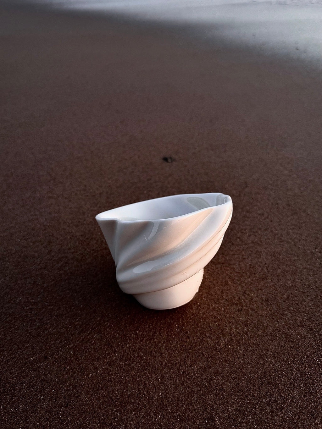 Swan cup white blank
