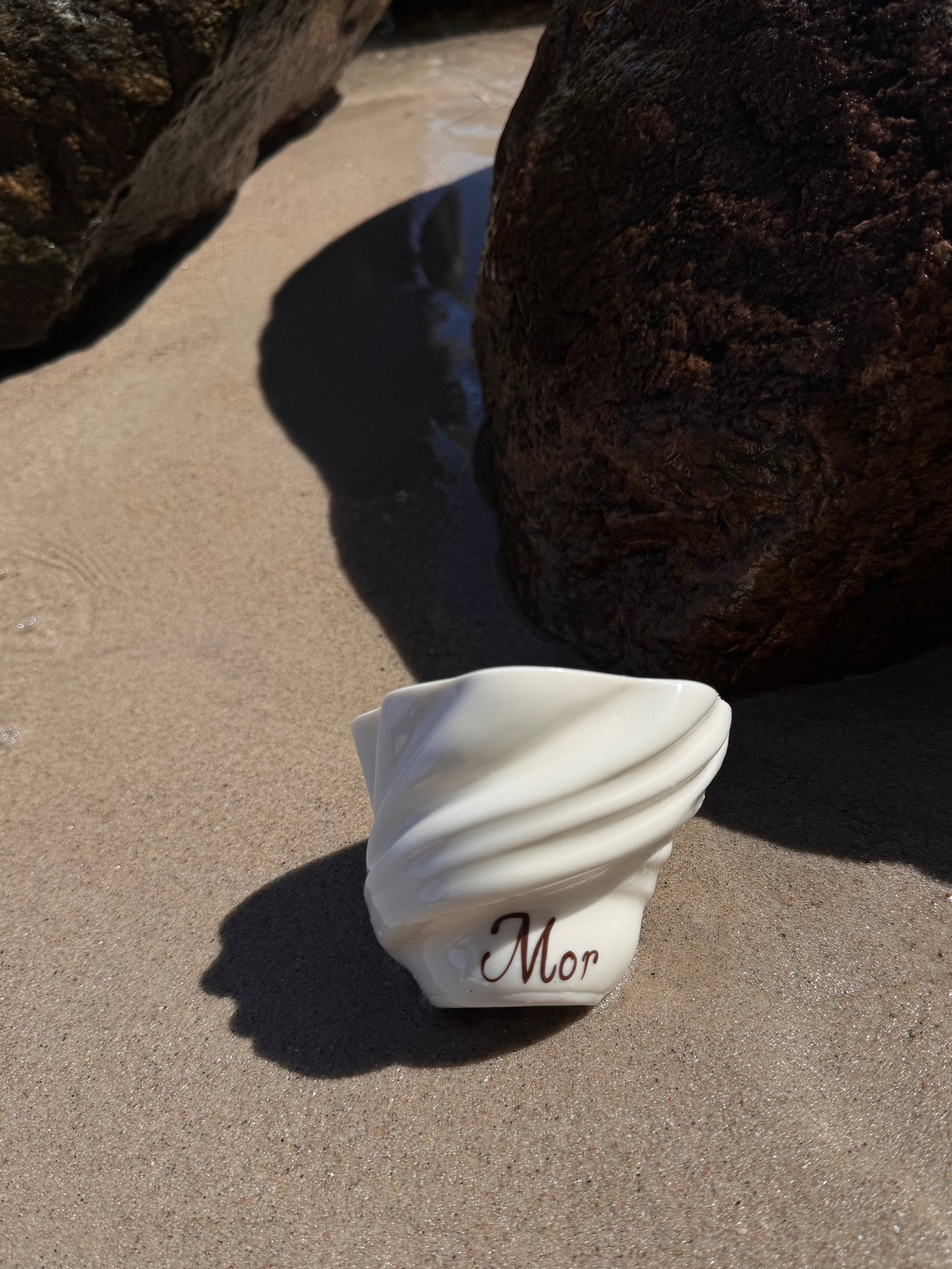 Mother cup