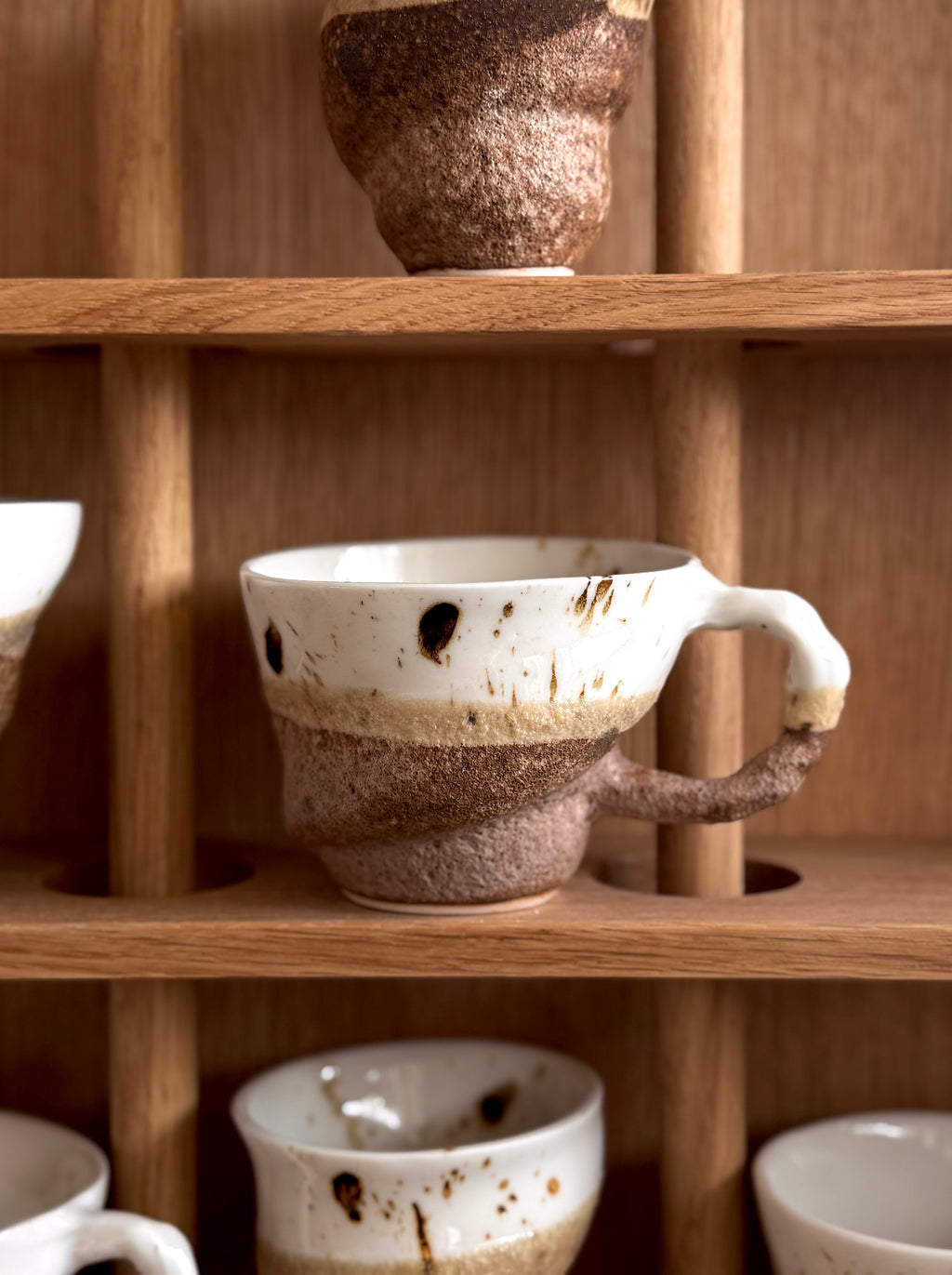 Sparrow Cup with handle