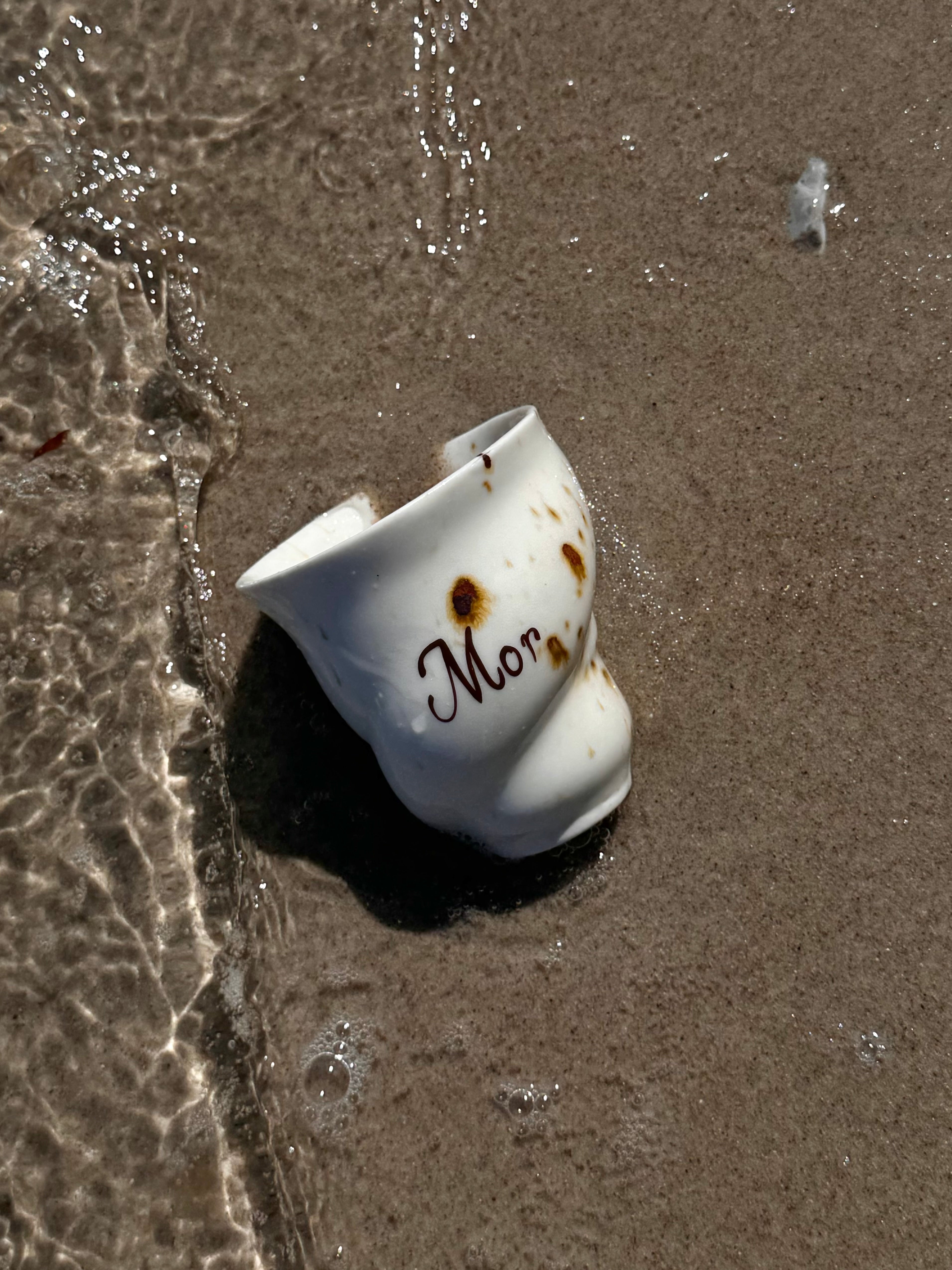 Mother cup