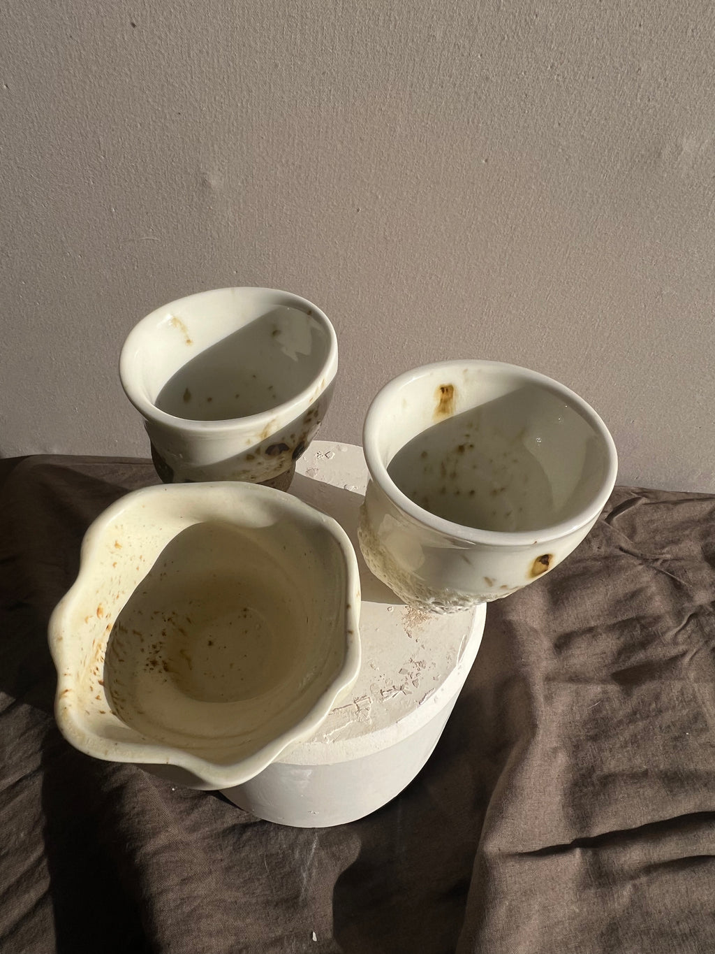 #6 Pakke med 3 kopper fra Vadehavsserien. 2. sortering.