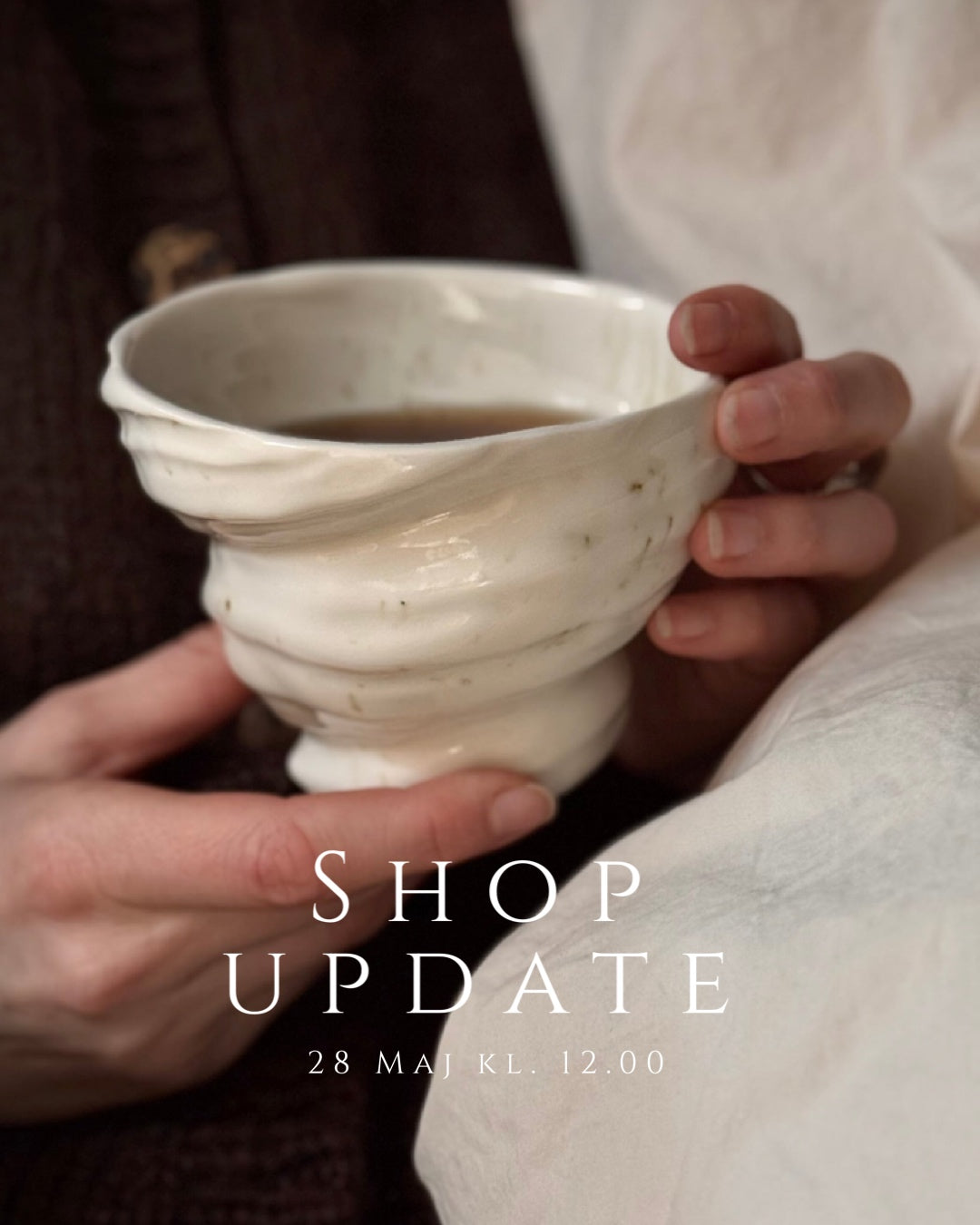 Snail cup without handle - glossy glaze. Latte cup